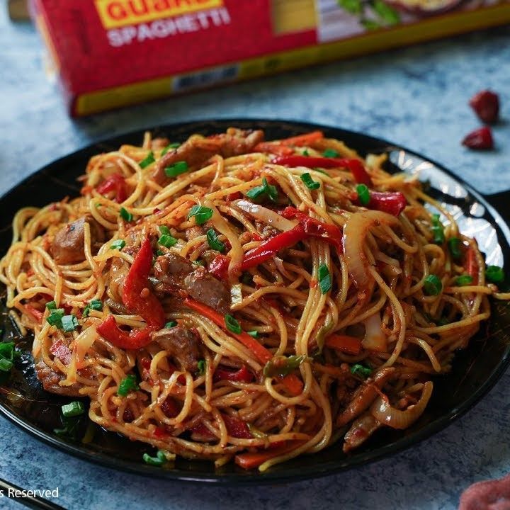 Schezwan Chicken Fried Rice/Noodles